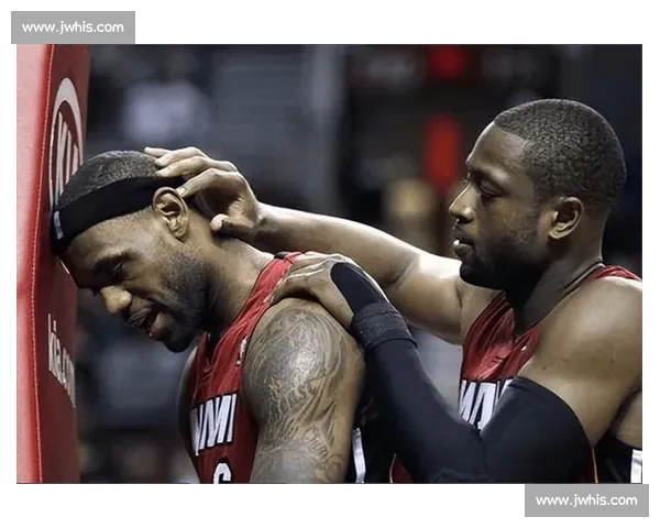 韦德复盘 11 年总决赛:对手太强,老詹防特里吃力,斯波尚显稚嫩 韦德复盘 11 年总决赛:对手太强,老詹防特里吃力,斯波尚显稚嫩