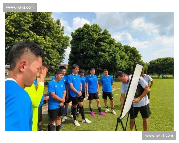 川超:宜宾 2-0 泸州取首胜 邹侑根赞反击精妙 川超:宜宾 2-0 泸州取首胜 邹侑根赞反击精妙