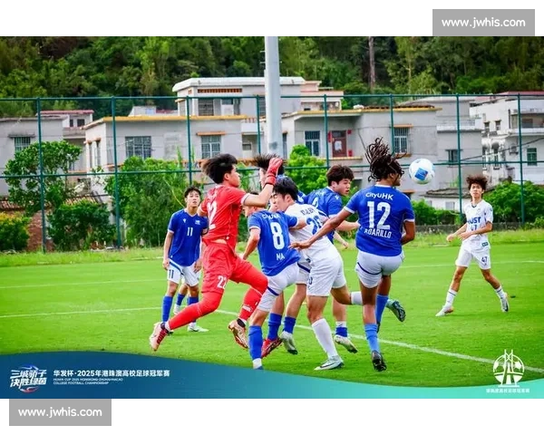 绿茵场上的青春风暴:记一场热血沸腾的高中生足球赛 绿茵场上的青春风暴:记一场热血沸腾的高中生足球赛