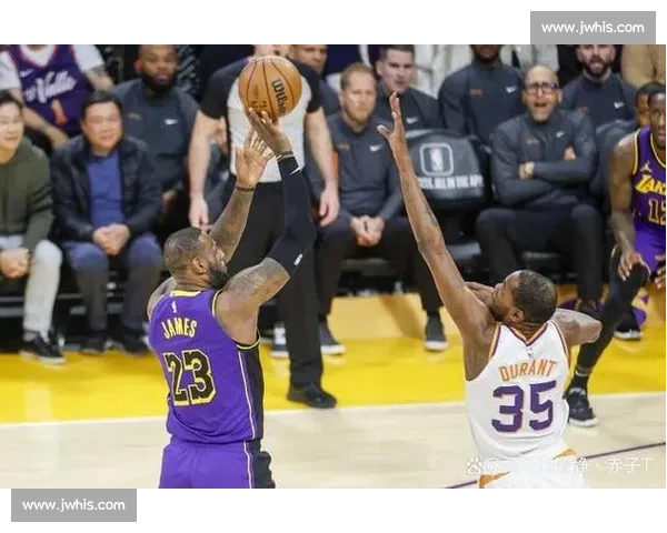 湖人对决热火第四场全场录像回顾詹眉统治攻防关键时刻解析